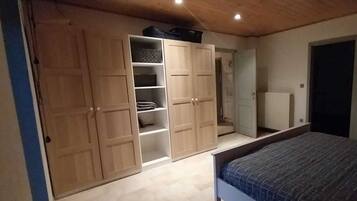 1 soveværelse, strygejern/strygebræt, Wi-Fi, sengetøj