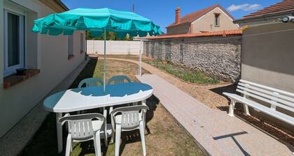GĂźte paisible Ă Villemandeur avec jardin, prĂšs de Montargis