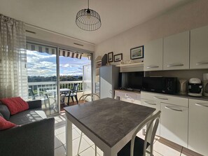 Image sans description, 5 de 13, bouton