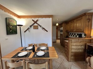 تناول الطعام