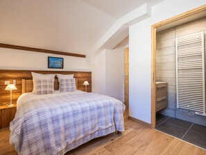 4 bedrooms, free WiFi