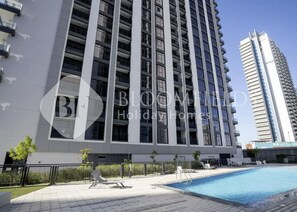 Outdoor pool - Bloomfields Stylish 1BR The Bridges  (Abu Dhabi)
