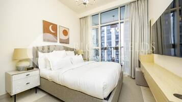 Apartment, Balcony, City View