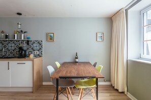 Dining - T3 duplex apartment in historic center of Auray (downtown) (Auray)