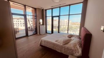 2 dormitoris, planxa i posts de planxar i Internet