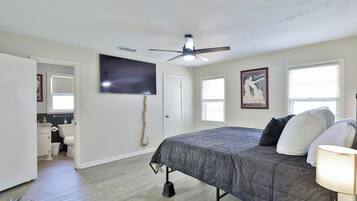 3 bedrooms, WiFi, bed sheets