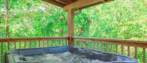 Bain à remous extérieur