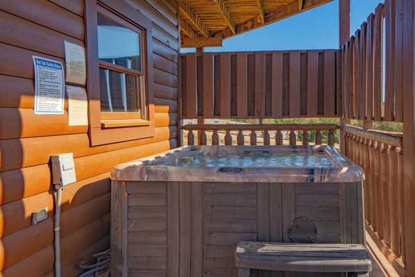 Bain à remous extérieur