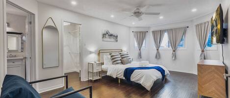 4 dormitorios, escritorio, tabla de planchar con plancha y wifi