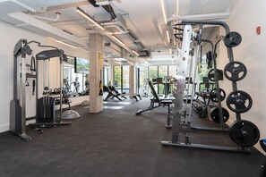 Fitness facility - *NEW Stylish 1B/1B Downtown Halifax (Halifax)