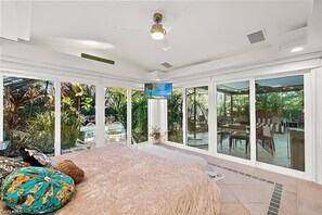 3 soveværelser, skrivebord, strygejern/strygebræt, gratis Wi-Fi