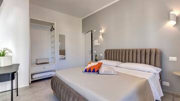 Camas com colchões de espuma com sistema de memória, cortinas blackout