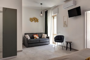 Suite con vasca idromassaggio 205 | Memory foam beds, blackout drapes, soundproofing, free WiFi