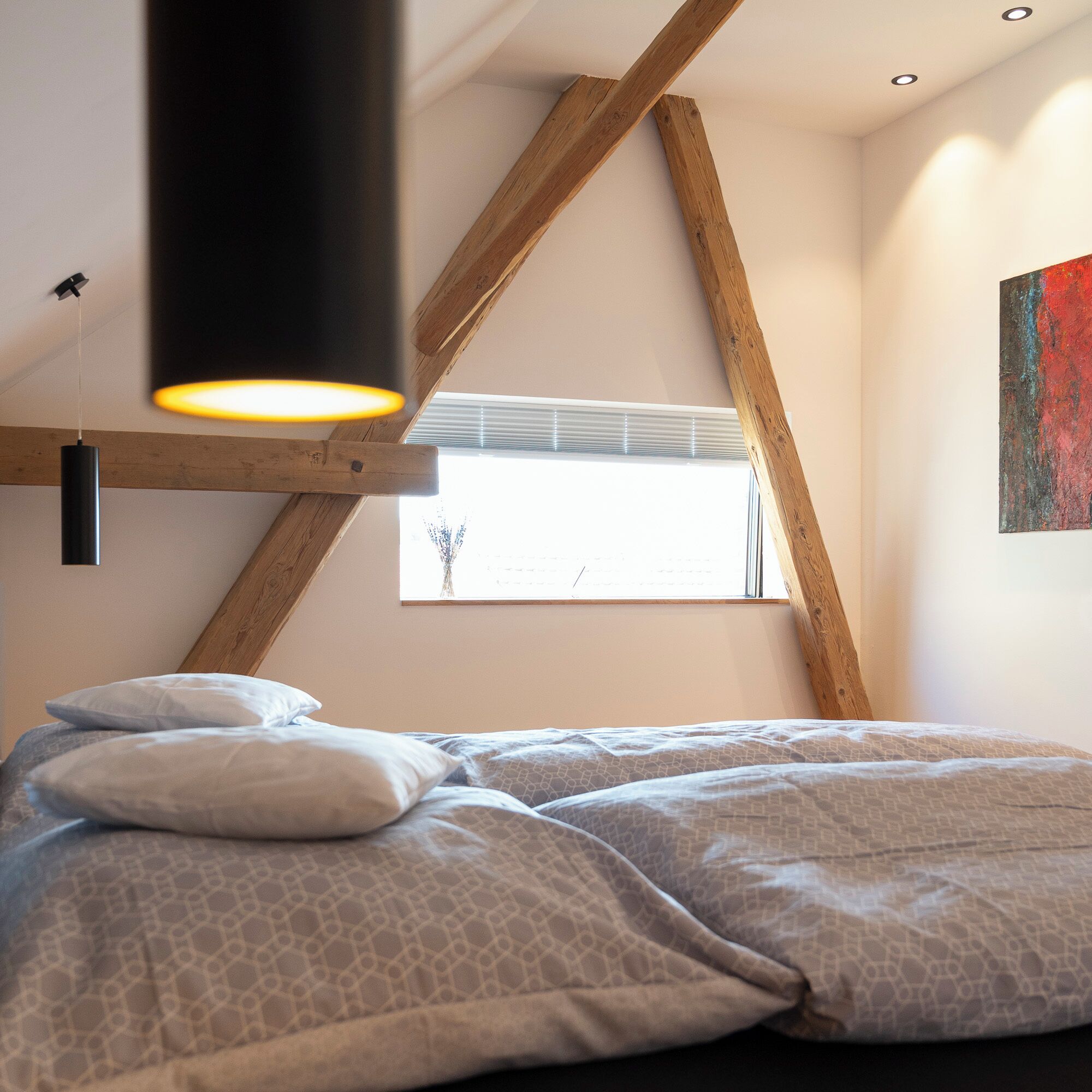 2 bedrooms, travel crib, free WiFi, bed sheets