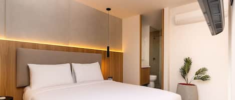 1 Schlafzimmer, Schreibtisch, Bügeleisen/Bügelbrett, Reisekinderbett