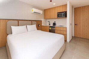 1 bedroom, desk, iron/ironing board, travel cot