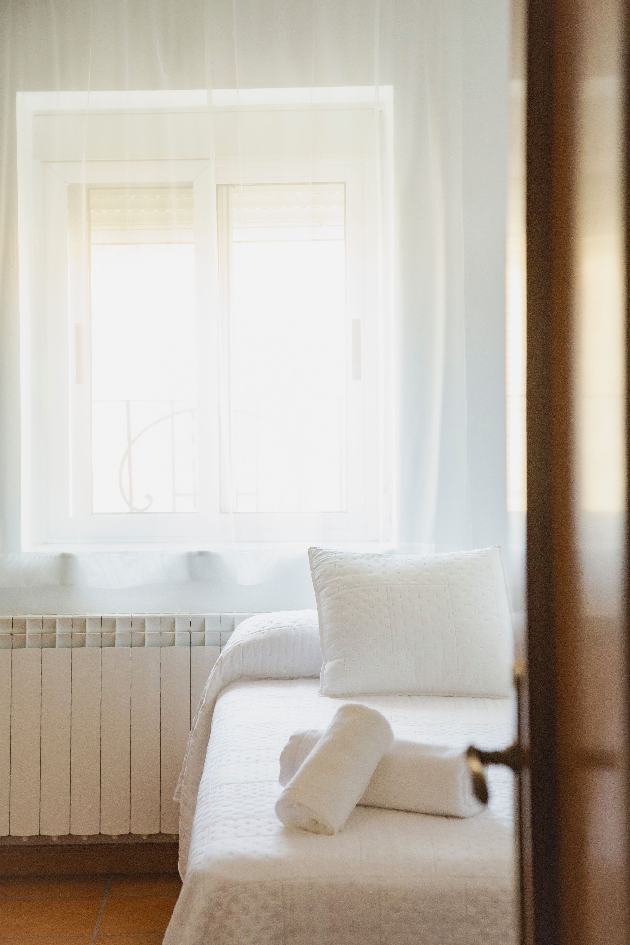 6 soverom, strykejern/-brett, wi-fi og sengetøy