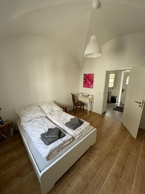 1 dormitorio, wifi, ropa de cama