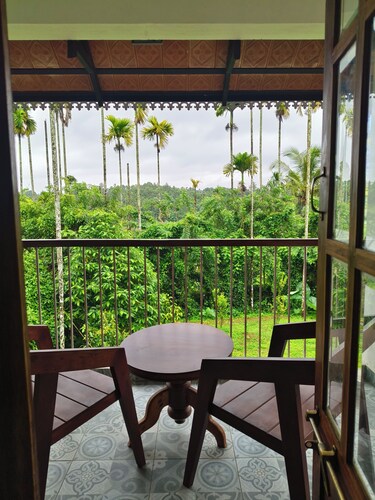 Luxury Homestay - Experience the Ayurvedic Living in Wayanad.