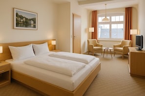 Desk, free WiFi, bed sheets