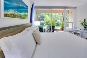 2 bedrooms, travel cot, free WiFi, bed sheets