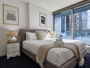 1 chambre, bureau, fer et planche à repasser, Wi-Fi gratuit