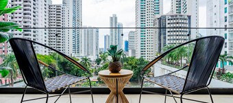 w Bright 1BR w Private Balcony in San Francisco