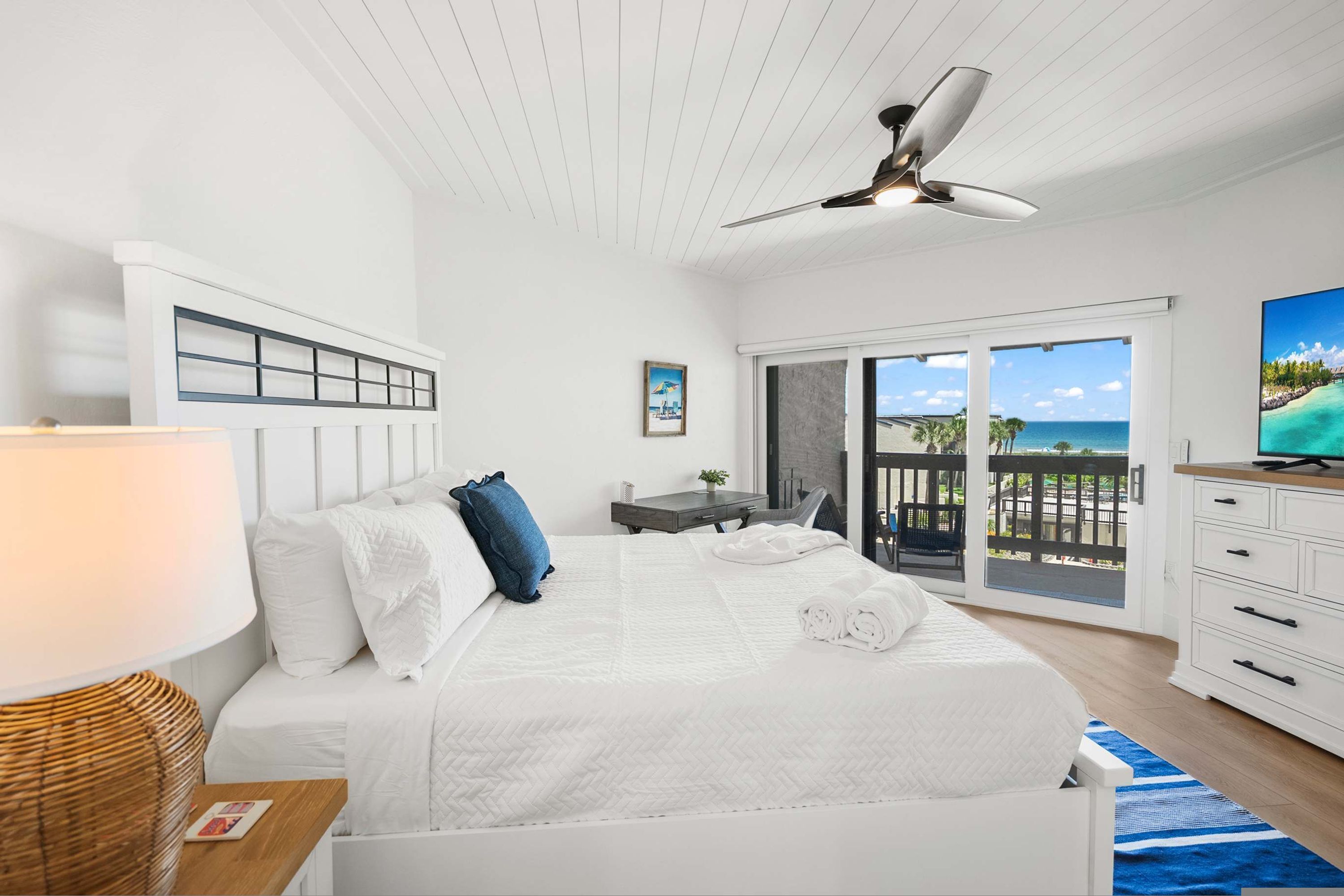 อพาร์ทเมนท์ | 2 ห้องนอน, อินเทอร์เน็ตความเร็วสูง