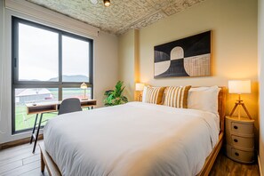 Internet - w Trendy 2BR w Balcony in the Heart of Centriqo (Veracruz)