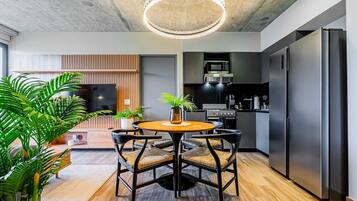 ์ํํธ | ์ธํฐ๋ท