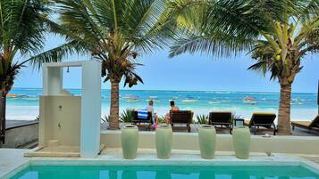 Udendørs pool, liggestole