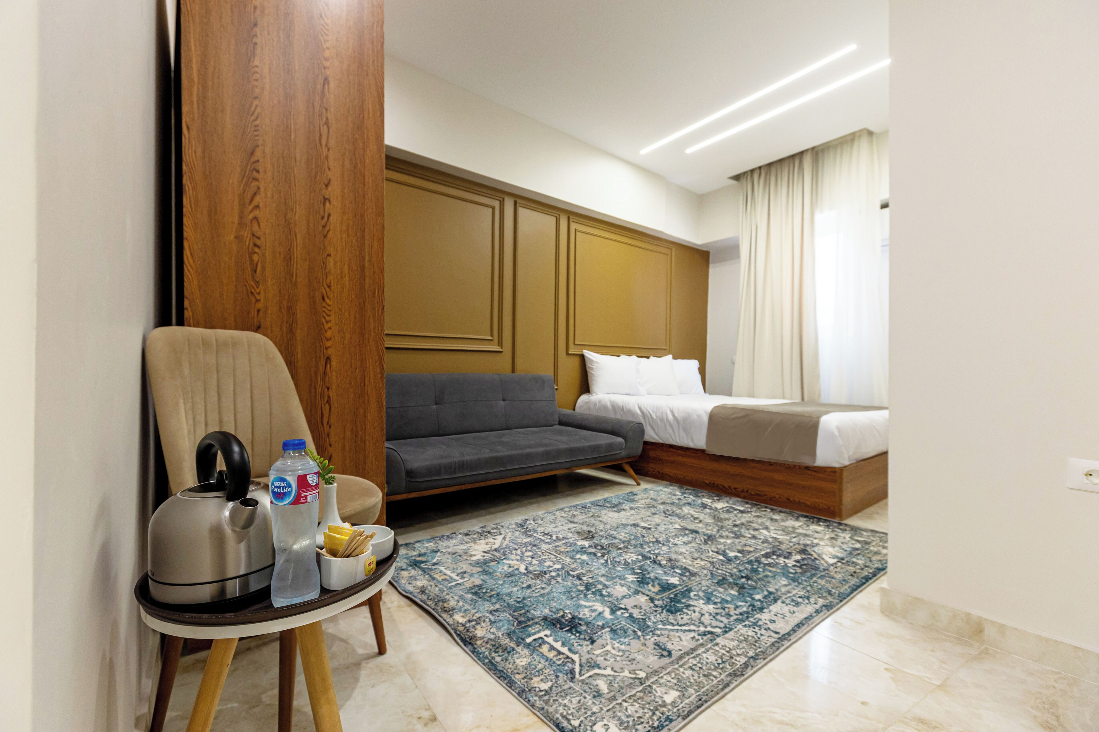 Escritorio y wifi gratis