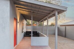 House, 1 Bedroom | Terrace/patio