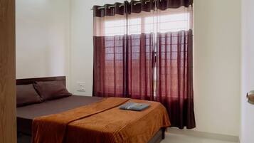 Apartment, 2 Bedrooms, Mountain View | Free WiFi