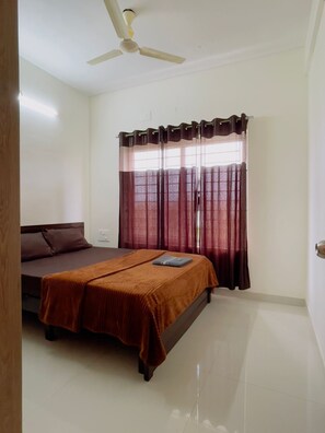 Apartment, 2 Bedrooms, Mountain View | Free WiFi