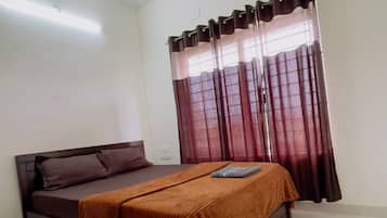 Apartment, 2 Bedrooms, Mountain View | Free WiFi