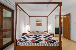 Luxury Condo, 2 Bedrooms, Pool View | Premium bedding, iron/ironing board, free WiFi, bed sheets - Goan Hideaway - Cuatro (Arpora)