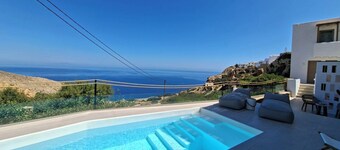 ANDELIAS SIGNATURE SUITES 