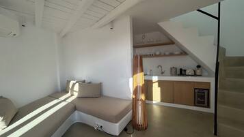 Executive Suite | Living area