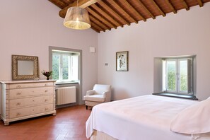 3 Schlafzimmer, Bügeleisen/Bügelbrett, Internetzugang, Bettwäsche