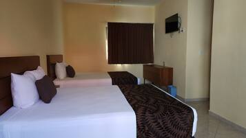 Skrivbord, gratis wi-fi och sängkläder