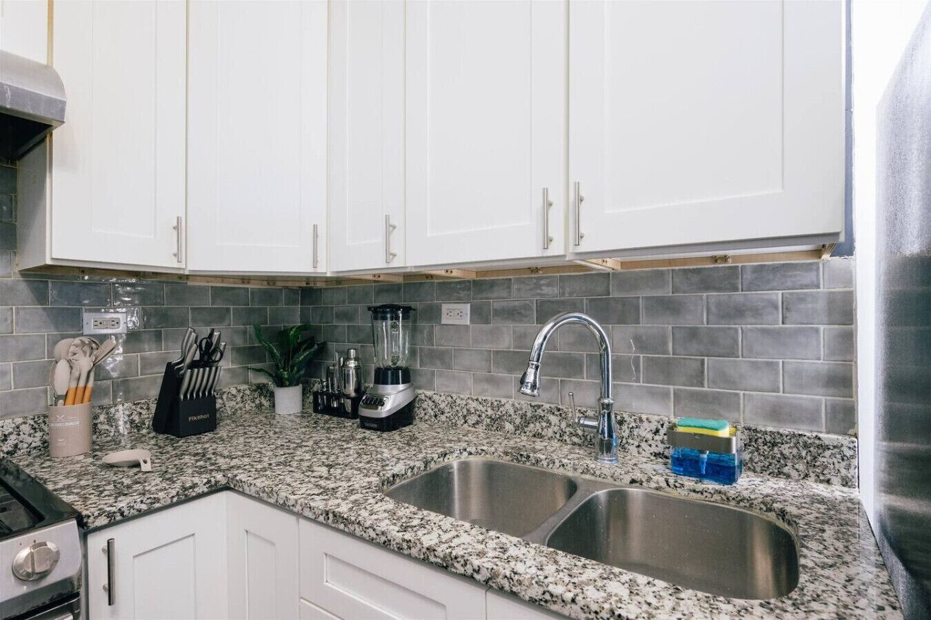 電子レンジ、オーブン、コンロ、食器洗い機