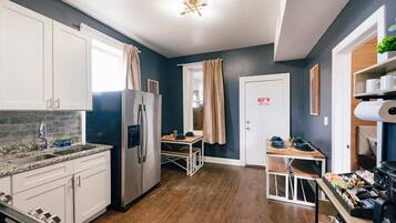 微波炉、烤箱、炉灶、洗碗机