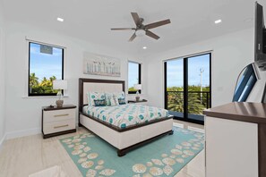 4 bedrooms, desk, iron/ironing board, WiFi