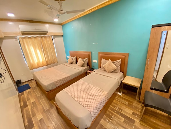 Family Double or Twin Room | Free WiFi