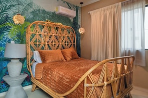 2 chambres, fer et planche à repasser, Wi-Fi gratuit, draps fournis