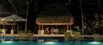 Casa yellowstone a GEM IN THE HIDDEN JUNGLE w/ 2 pools in resort style complex