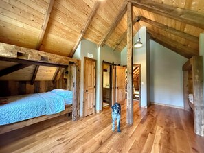 3 Schlafzimmer, Schreibtisch, kostenloses WLAN, Bettwäsche