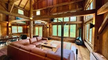 TV, fireplace, stereo, printers