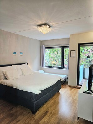 1 chambre, fer et planche à repasser, lit parapluie, Wi-Fi gratuit